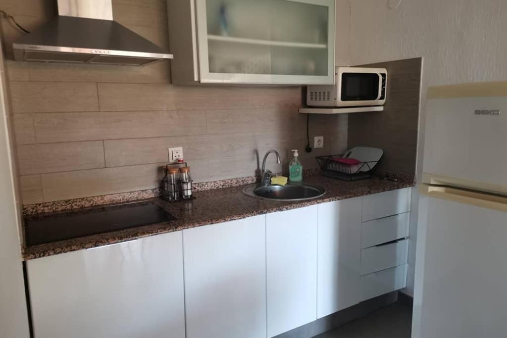 Apartamento Luminoso Benidorm Playa Levante Rincon De Loix Daire Dış mekan fotoğraf